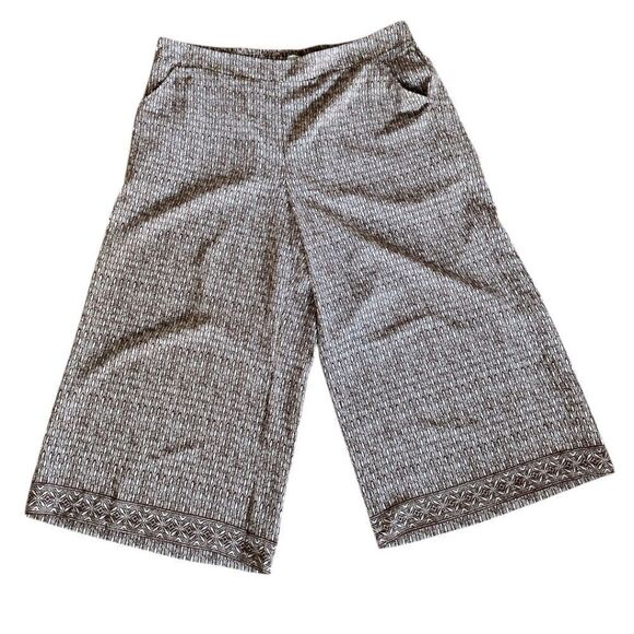 Max Studio London Wide Leg Cropped Pant in Aztec - Picture 1 of 10
